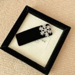 Square Snow Rhinestone French Style Women Luxury Fashion Black Velvet Hair Side Clip - Image 4