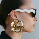 Luxury Metallic Enamel Women Ear Jewelry Metal Flower Stud Earrings