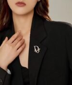 High Quality Imitation Pearl Women Brooch - Image 2