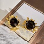 Vintage Heavy Industry Embossed Round Ear Studs Black Necklace - Image 2