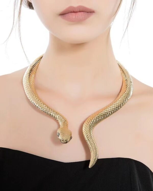 Snake Choker Chain Fashion Jewelry Necklace