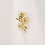 Luxury Flower Shape Freshwater Pearl Rhinestone Copper Brooches Pin - Image 5