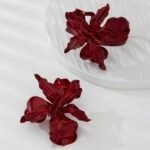 Exaggerated and High-end Red Large Flower Bracelet Ring Set Women's Party Gift - Image 4