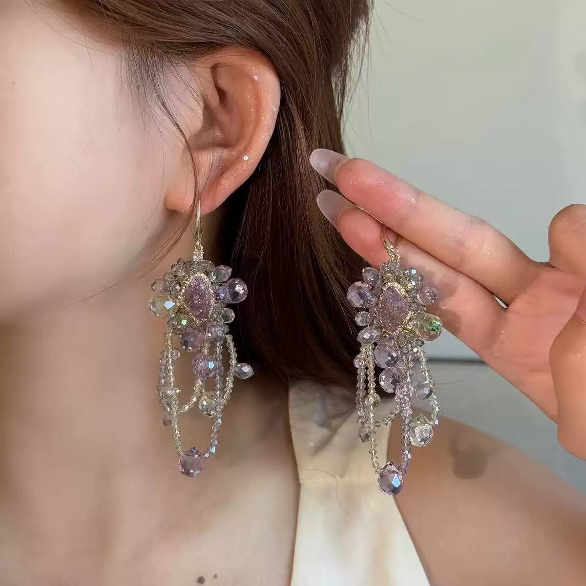 1 Luxury Long Tassel Flower Shape Sweet Women Earrings - Image 1