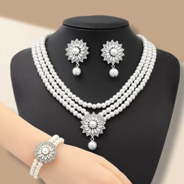 Fashion Exaggerated Flower Shape Imitation Pearl Necklace Earring Bracelet Set